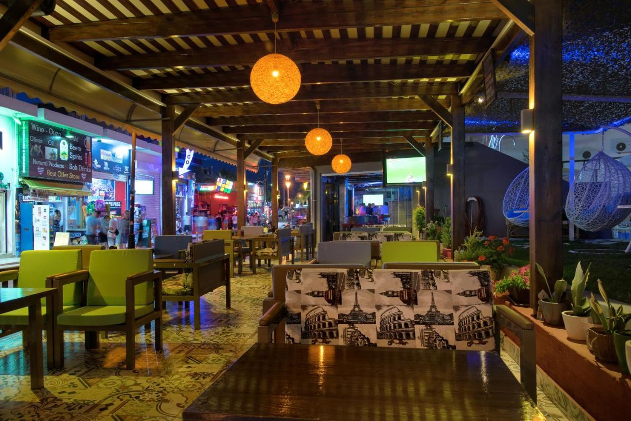 Ilios 1 Central มาเลีย ภายนอก รูปภาพ